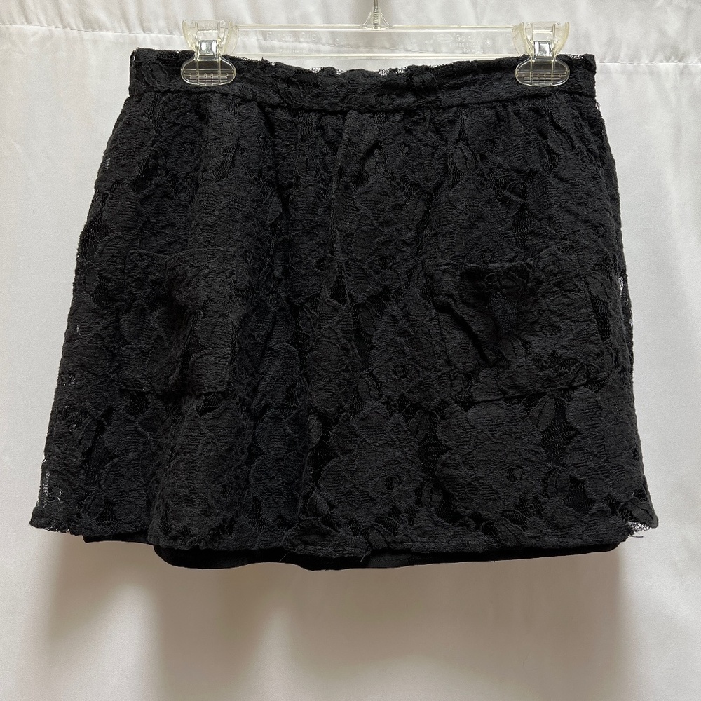 Forever 21 Black Lace Mini Skirt with Pockets (L)